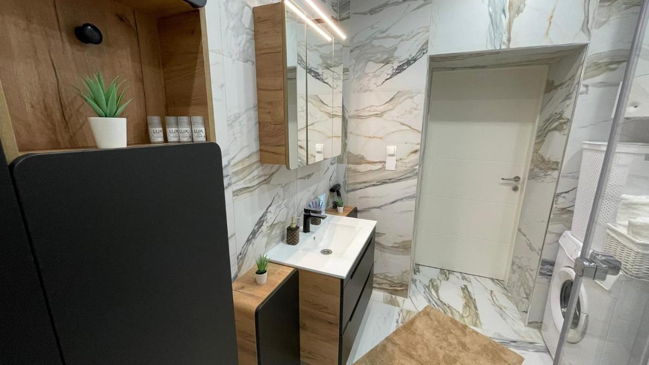 D&D Schonbrunner Deluxe Apartment Viena Exterior foto